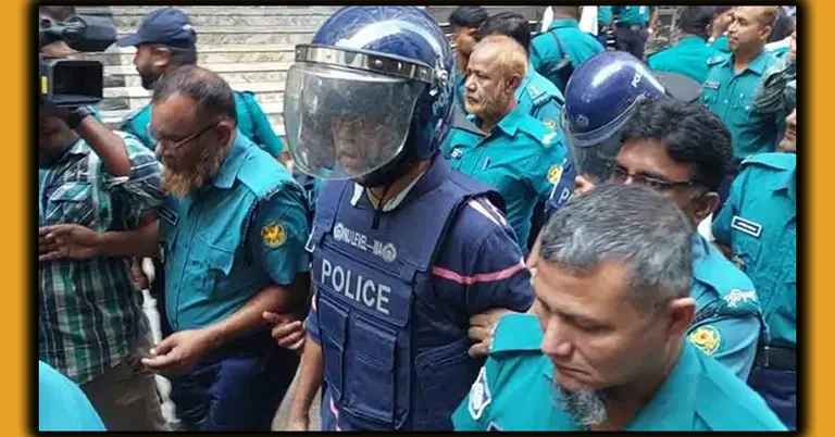 পুলিশ হেফাজত আদালত প্রাঙ্গনে সাবেক মেয়ার আতিকুল ইসলাম